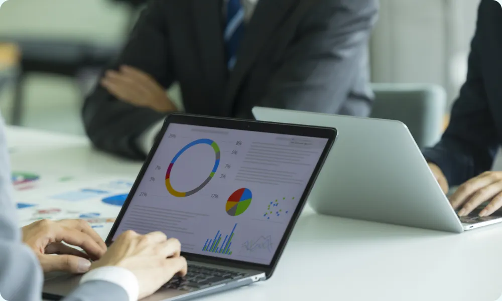 Salesforceを活用したマーケティング支援の打ち合わせ